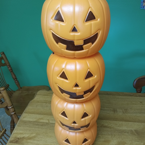 Orange Jack-O-Lantern Halloween Pumpkin 8in Treat Bucket - Picture 7 of 7
